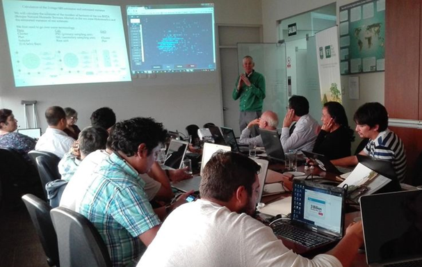During a training on Open Foris Calc in Lima, Peru participants manipulate and visualise large datasets easily, and obtain results such as those shown projected. Such results enable modelling and assessment of biomass and carbon change across a landscape, essential for protecting ecosystems and mitigating climate change. (@ Open Foris)